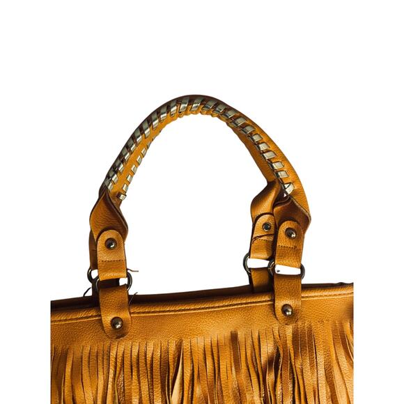 Brown Vegan fringe purse - Picture 3 of 4